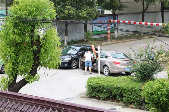 常州市虎跃标准件提醒您行车安全 (2)