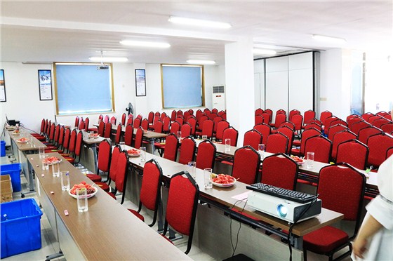 螺丝厂家真会玩，会议开出新高度 (3)