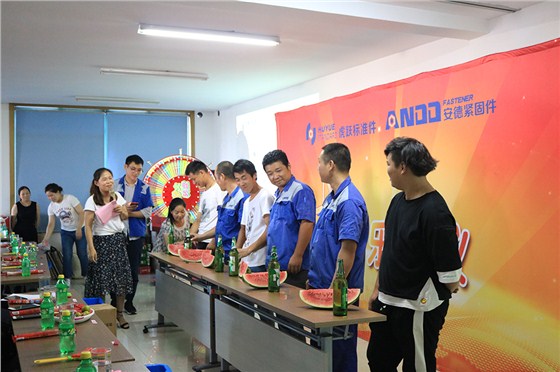 螺丝厂家真会玩，会议开出新高度 (20)