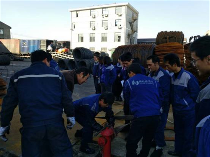 常州市虎跃标准件厂消防演练1 (2) 常州市虎跃标准件厂消防演练1 (2)