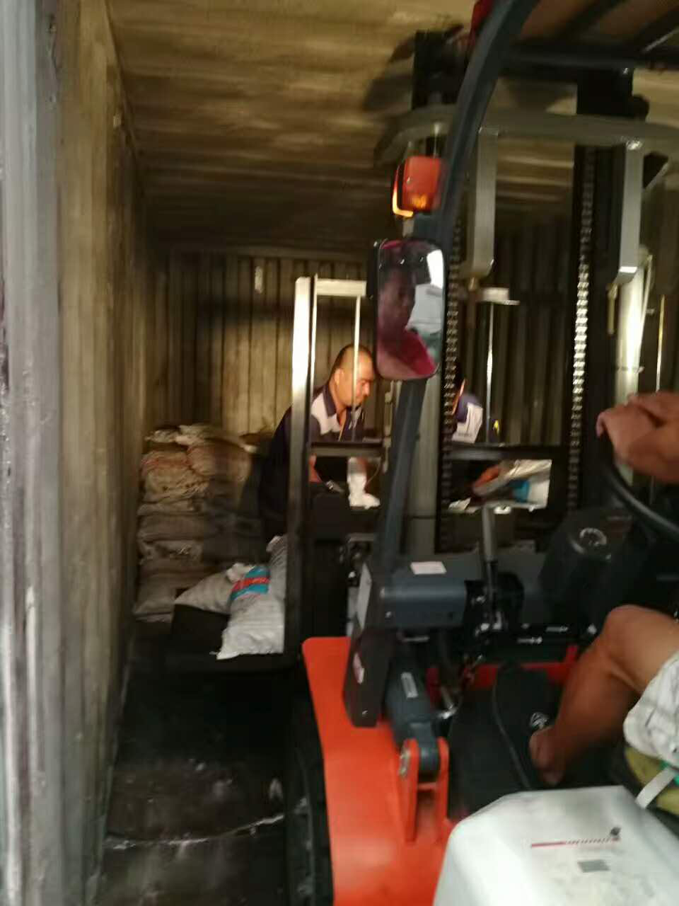 高温烈日下的坚守9