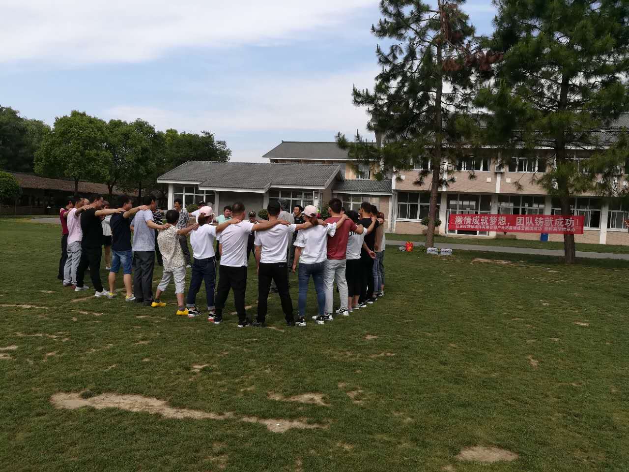 你认为制造行业一线工人只是单单埋头苦干就行？这家螺丝厂告诉你一线员工该如何发展！ (12)