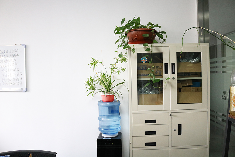 做生意是一门艺术，每个月如何定制目标是罪头疼，看看这群螺丝哥姐如何玩转目标定制！ (9)